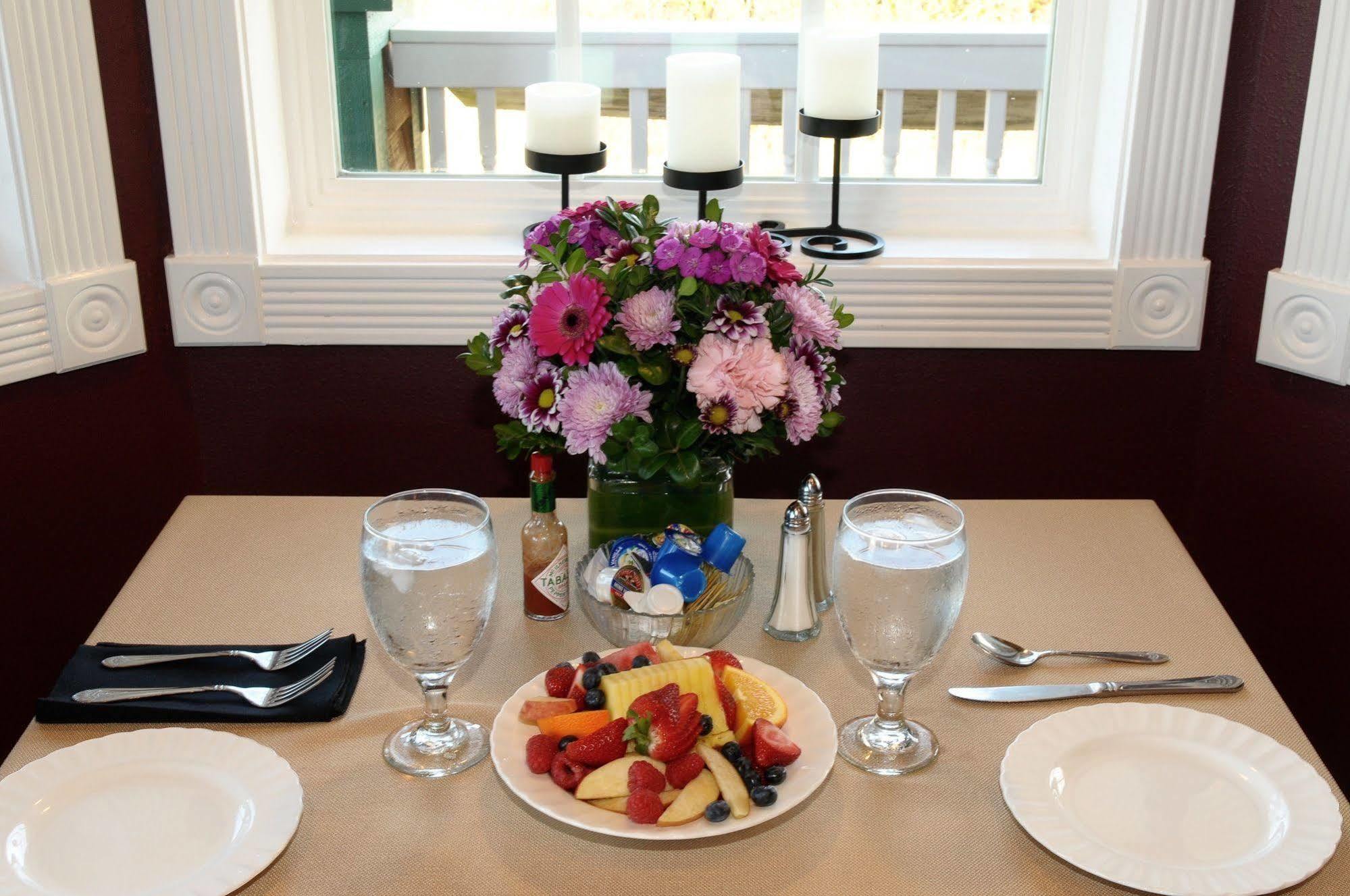 Collins Inn & Seaside Cottages (Adults Only) Ocean Shores Kültér fotó